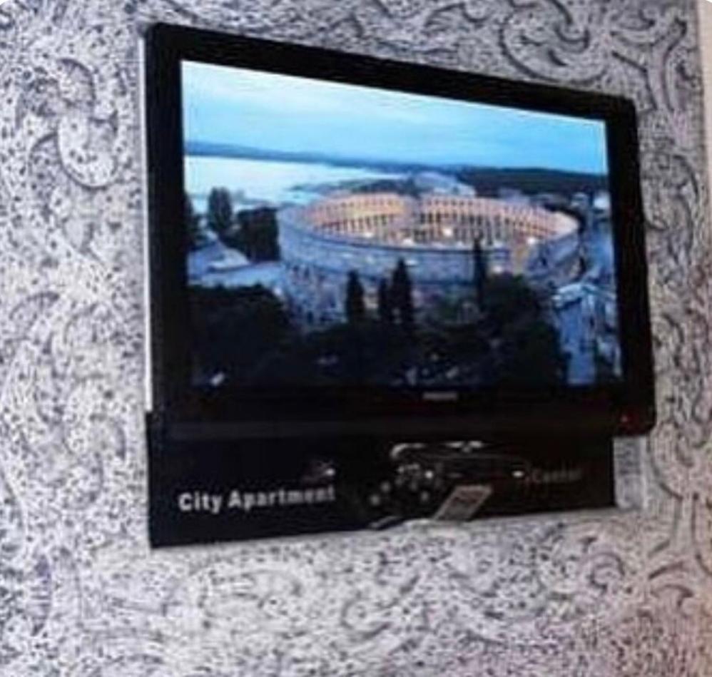 Guesthouse Vladimir & Ana Панчево Экстерьер фото