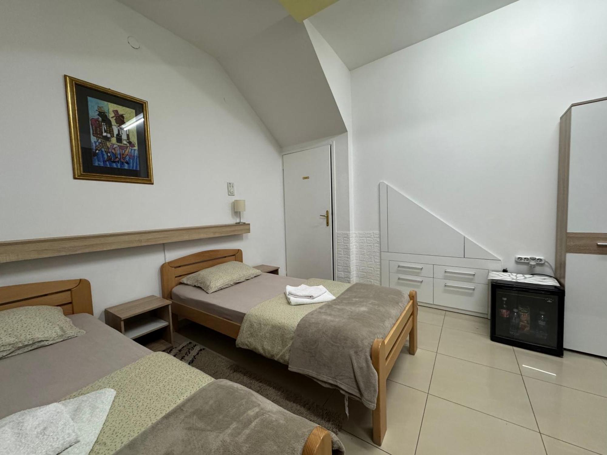 Guesthouse Vladimir & Ana Панчево Экстерьер фото