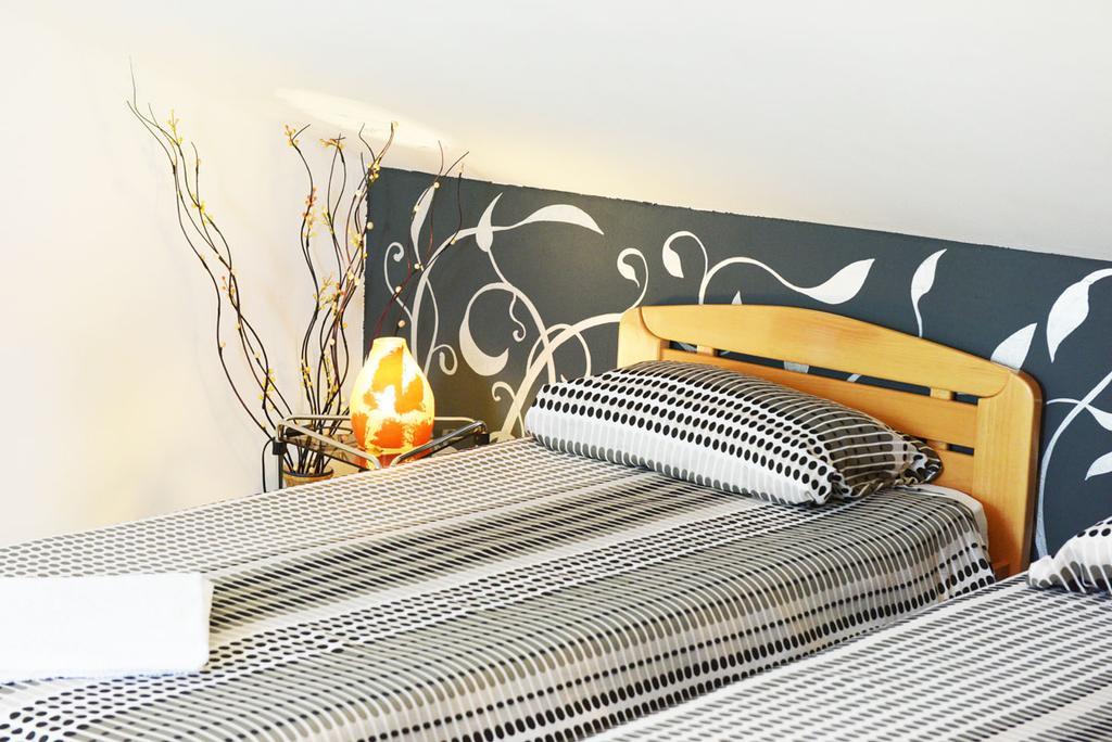 Guesthouse Vladimir & Ana Панчево Экстерьер фото